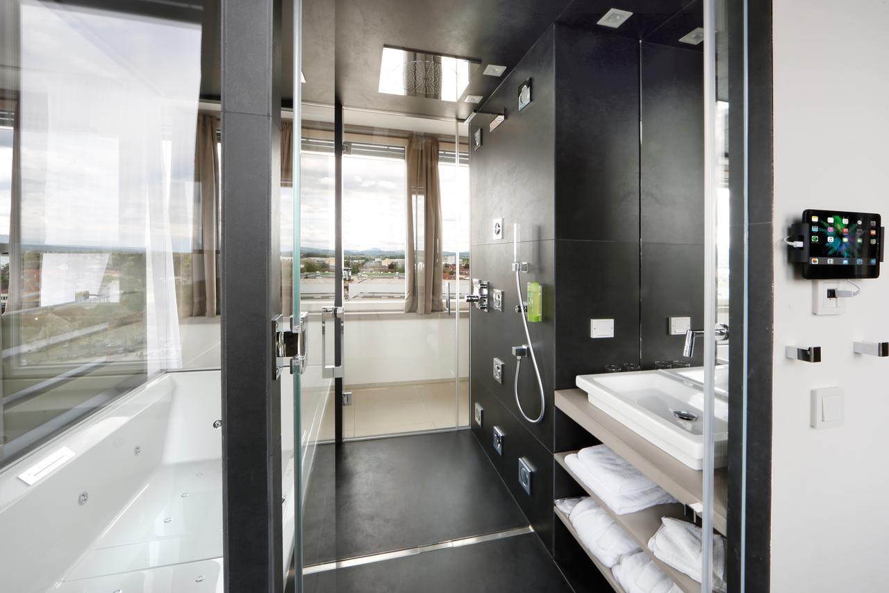 Aquaturm Hotel & Energie Radolfzell am Bodensee Exteriör bild