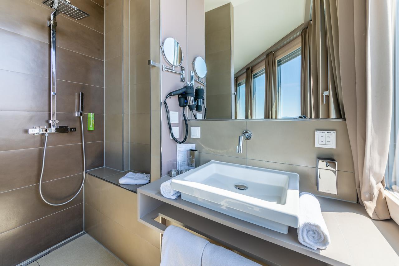 Aquaturm Hotel & Energie Radolfzell am Bodensee Exteriör bild